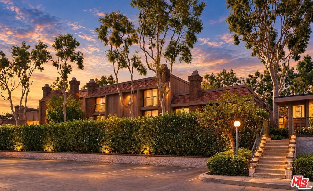 4429 Alla Road 2, Marina Del Rey, CA 90292