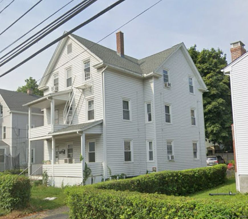 418 East Streets, New Britain, CT 06051