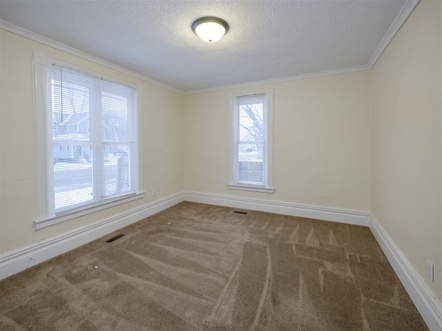 1404 N Edwards Street, Kalamazoo, MI 49007