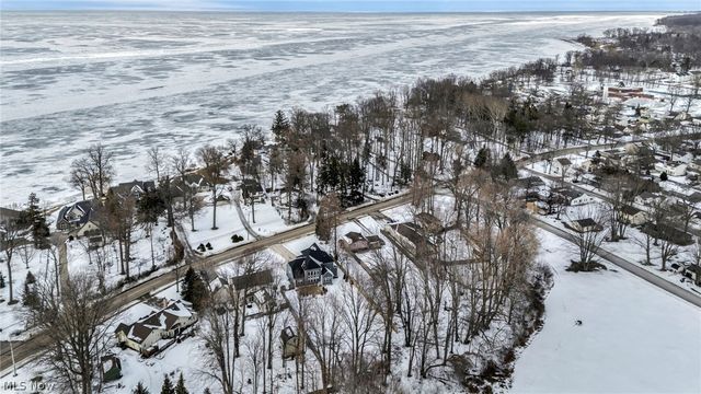 7598 Salida Road, Mentor On The Lake, OH 44060