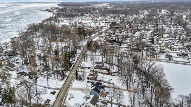 7598 Salida Road, Mentor On The Lake, OH 44060