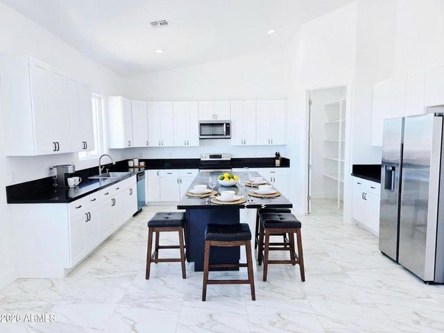 1545 S 391st Avenue, Tonopah, AZ 85354