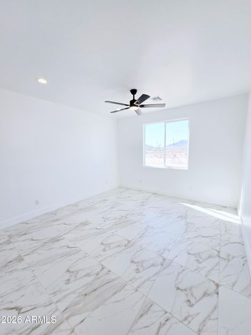 1545 S 391st Avenue, Tonopah, AZ 85354