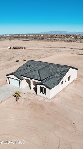 1545 S 391st Avenue, Tonopah, AZ 85354