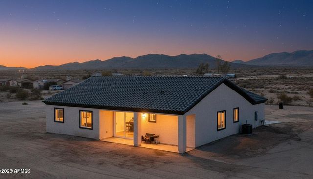 1545 S 391st Avenue, Tonopah, AZ 85354