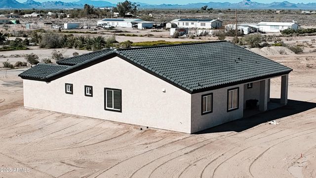 1545 S 391st Avenue, Tonopah, AZ 85354