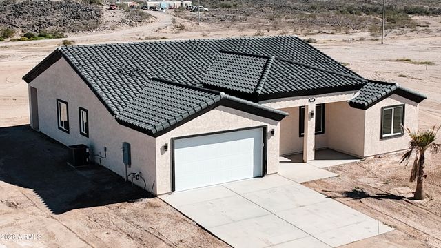 1545 S 391st Avenue, Tonopah, AZ 85354