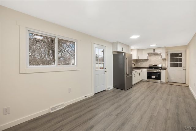 113 Grandy Drive, Salina, NY 13088