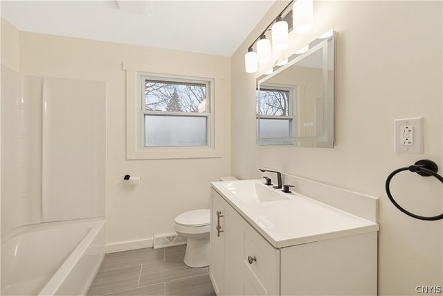 113 Grandy Drive, Salina, NY 13088