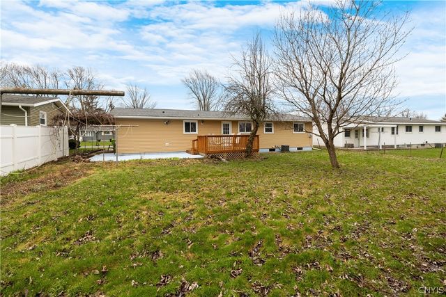 113 Grandy Drive, Salina, NY 13088