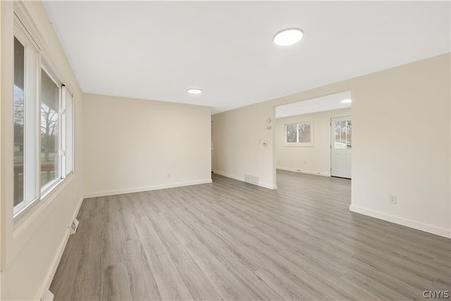 113 Grandy Drive, Salina, NY 13088