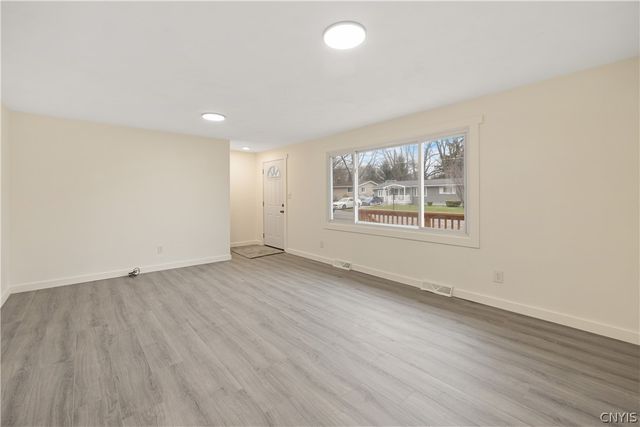 113 Grandy Drive, Salina, NY 13088