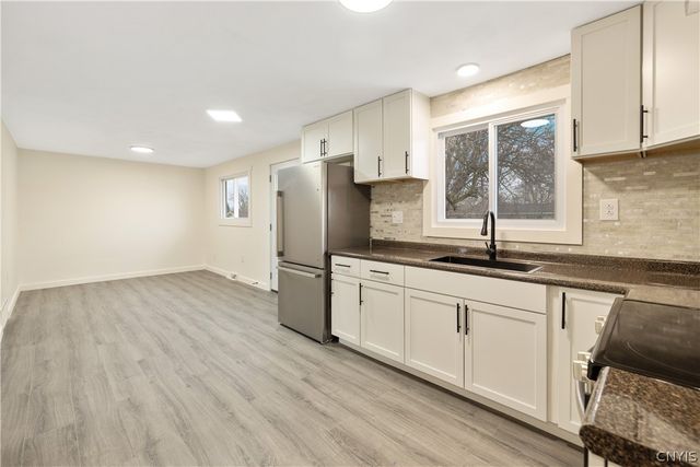 113 Grandy Drive, Salina, NY 13088