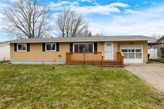 113 Grandy Drive, Salina, NY 13088