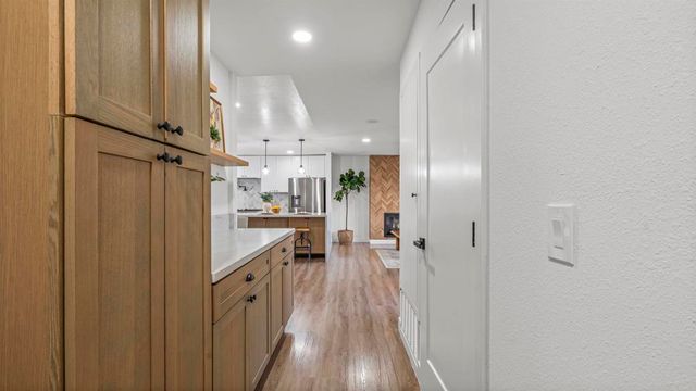 9068 Kirby Court, San Diego, CA 92126