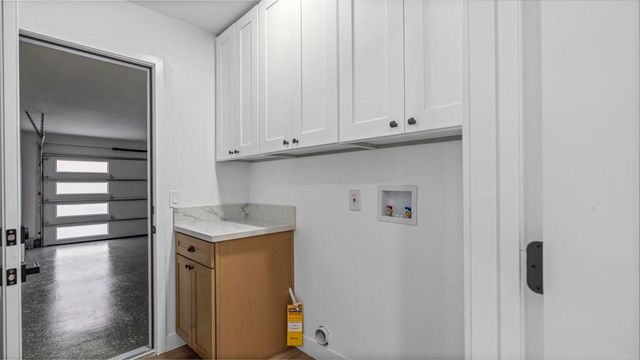 9068 Kirby Court, San Diego, CA 92126