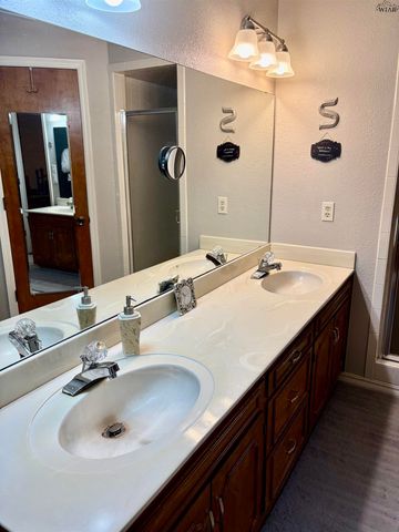 3709 STONEGATE DRIVE, Wichita Falls, TX 76310