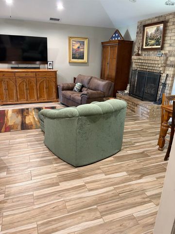 3709 STONEGATE DRIVE, Wichita Falls, TX 76310