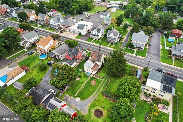 128 S MAIN ST, Richlandtown, PA 18955