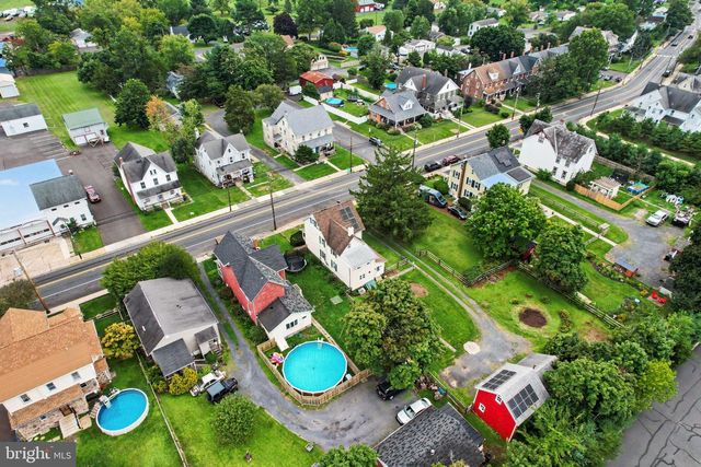 128 S MAIN ST, Richlandtown, PA 18955