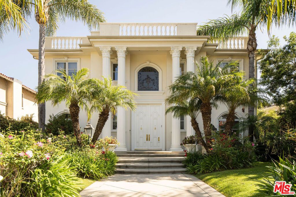 Image 2 of property listing at 166 N Mccadden Place, Los Angeles, CA 90004