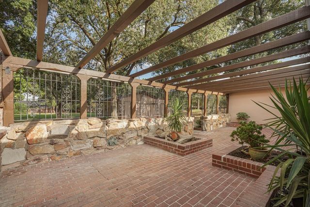 9666 Leland Way, Stockton, CA 95212