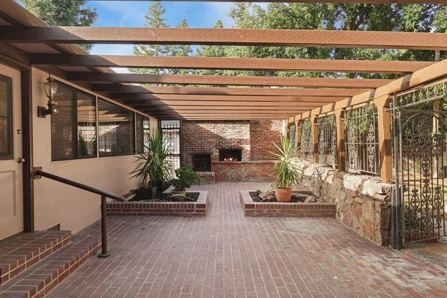 9666 Leland Way, Stockton, CA 95212