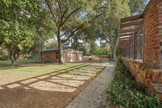 9666 Leland Way, Stockton, CA 95212