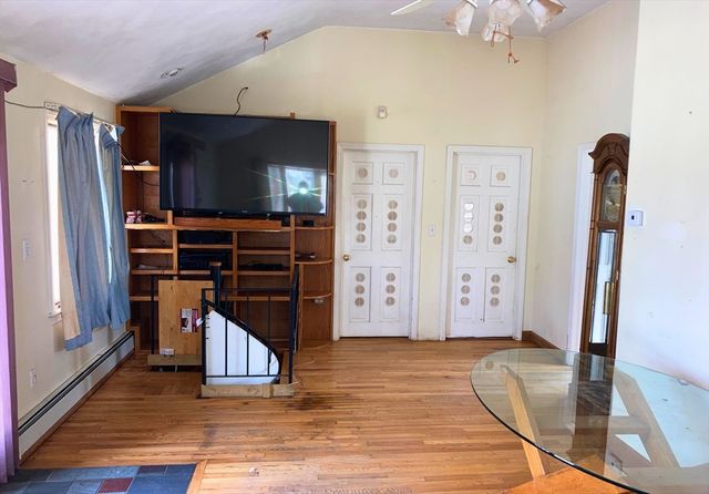 5 Hillcrest Road, Andover, MA 01810