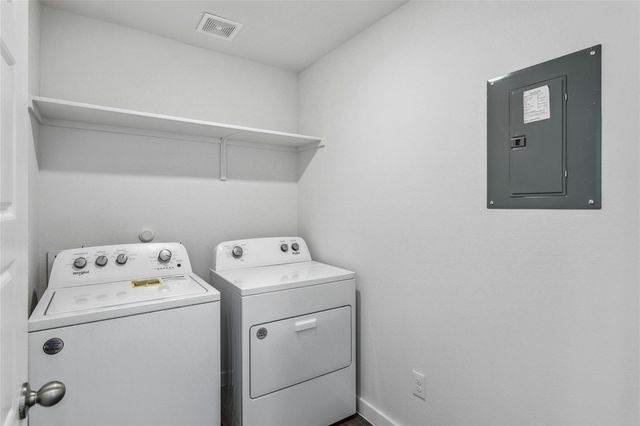 605 JANE LONG DR, San Marcos, TX 78666