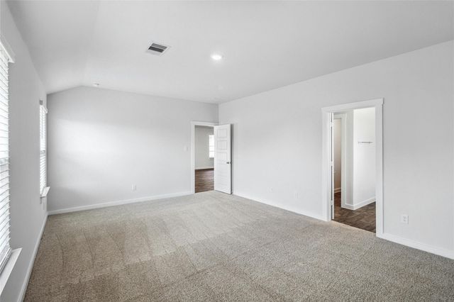 605 JANE LONG DR, San Marcos, TX 78666