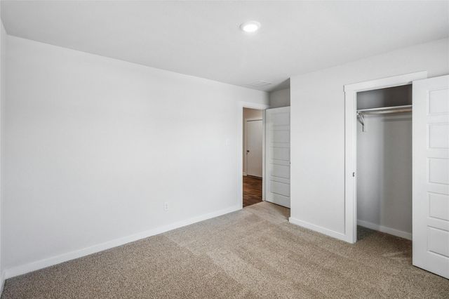 605 JANE LONG DR, San Marcos, TX 78666