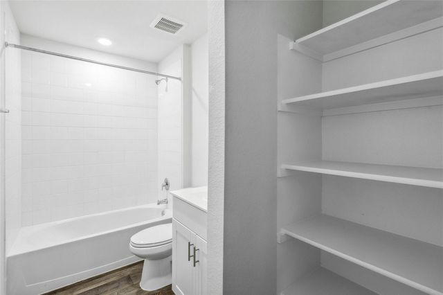 605 JANE LONG DR, San Marcos, TX 78666