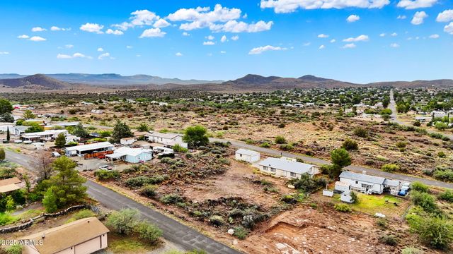 20730 E PARK VIEW Lane, Mayer, AZ 86333