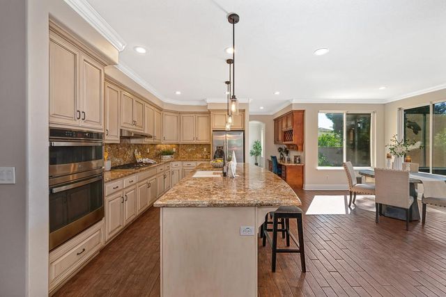 2201 Portmarnock Cir, Roseville, CA 95678