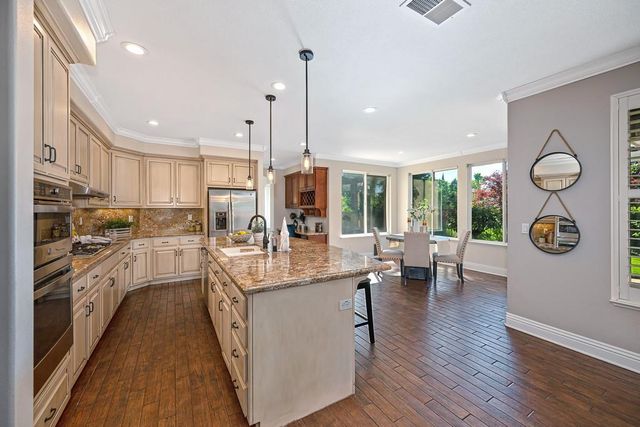 2201 Portmarnock Cir, Roseville, CA 95678