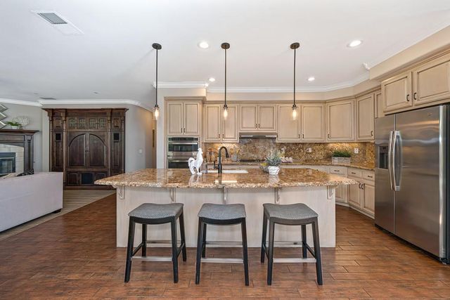 2201 Portmarnock Cir, Roseville, CA 95678