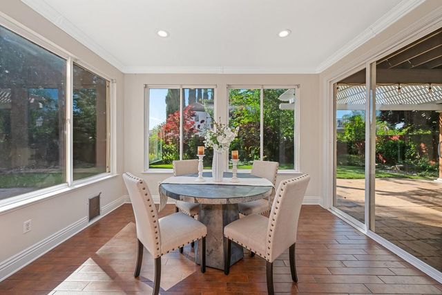 2201 Portmarnock Cir, Roseville, CA 95678