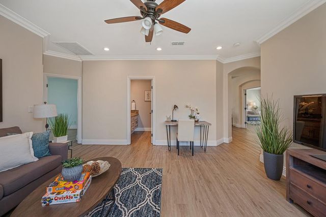 2201 Portmarnock Cir, Roseville, CA 95678