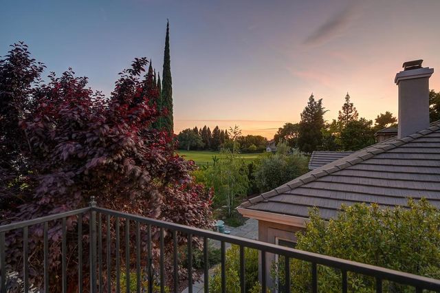 2201 Portmarnock Cir, Roseville, CA 95678