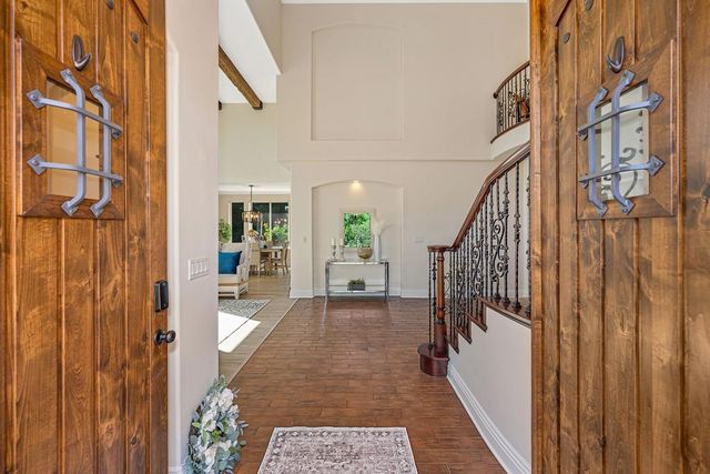 2201 Portmarnock Cir, Roseville, CA 95678