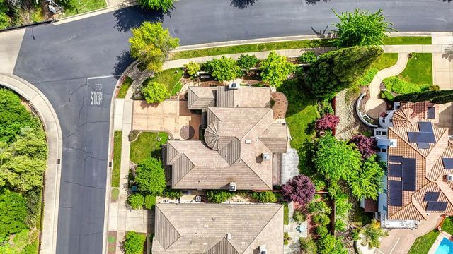 2201 Portmarnock Cir, Roseville, CA 95678