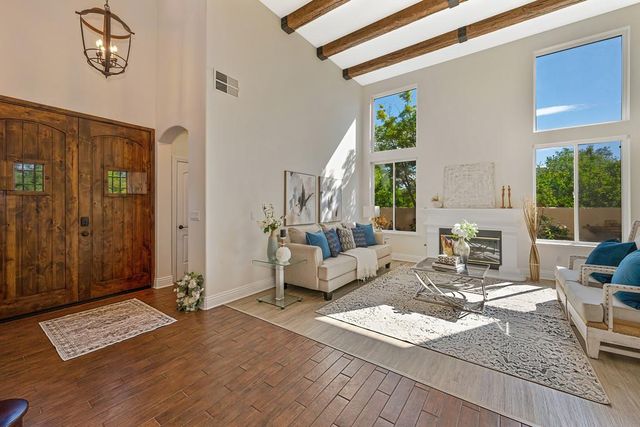 2201 Portmarnock Cir, Roseville, CA 95678