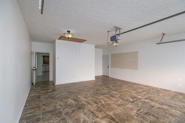 7460 Old Barn Road, Montgomery, AL 36117