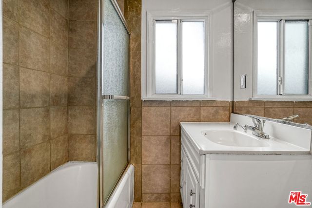 10226 Regent Street, Los Angeles, CA 90034