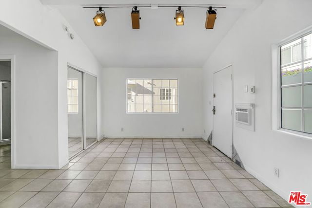 10226 Regent Street, Los Angeles, CA 90034