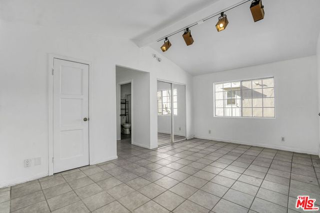 10226 Regent Street, Los Angeles, CA 90034