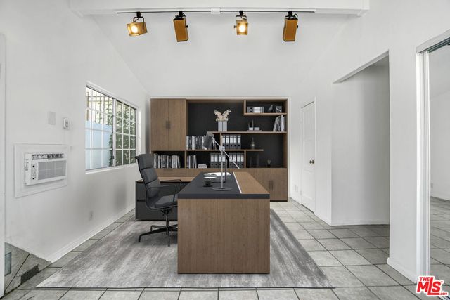 10226 Regent Street, Los Angeles, CA 90034