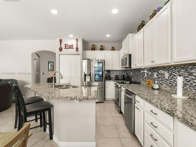 25301 SW 119th Ct, Homestead, FL 33032