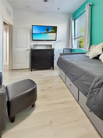 25301 SW 119th Ct, Homestead, FL 33032